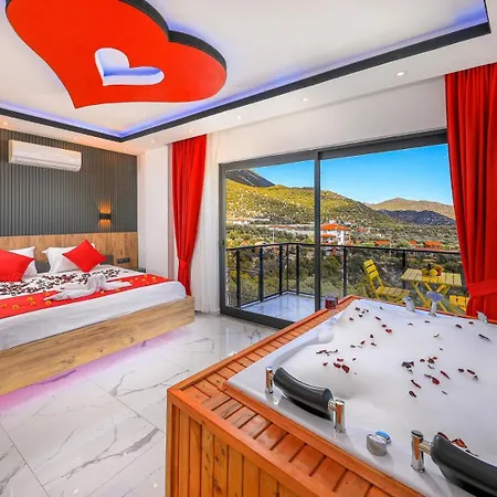 Yali Hotel 4*